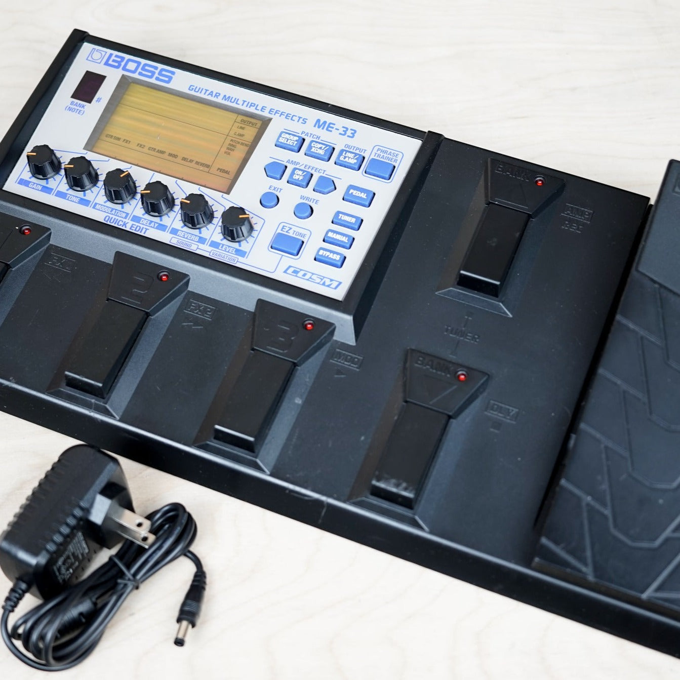 Boss ME33 Guitar Multiple Effects w/ Power Supply A Flash Flood of Gear