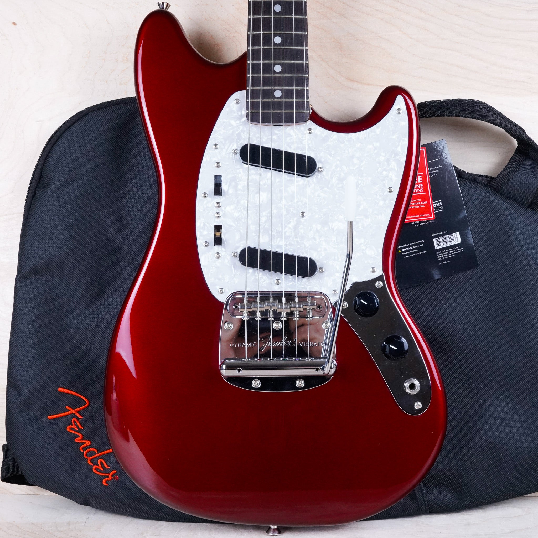 Fender MG-69 MH Mustang '69 Reissue MIJ 2010 Candy Apple Red with