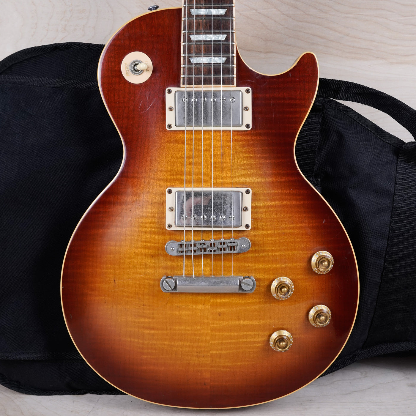 Gibson Les Paul Standard Premium Plus 2004 Heritage Cherry Sunburst w/ Bag