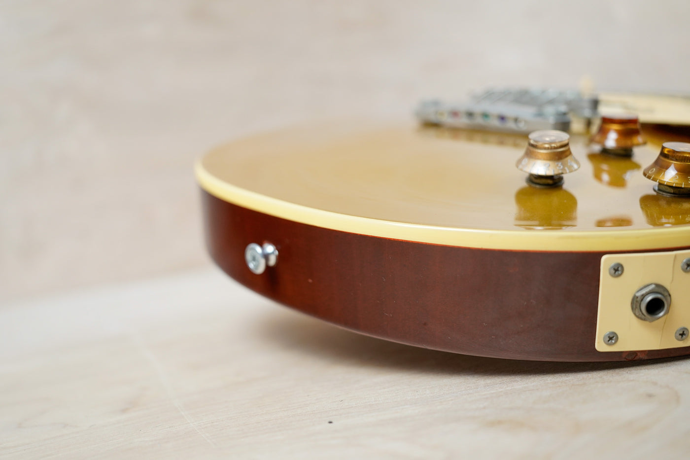 Epiphone LPS-80 Les Paul Standard 1998 Goldtop with Open Book Headstock Pre-Elite/Elitist w/ Gibson Hardcase