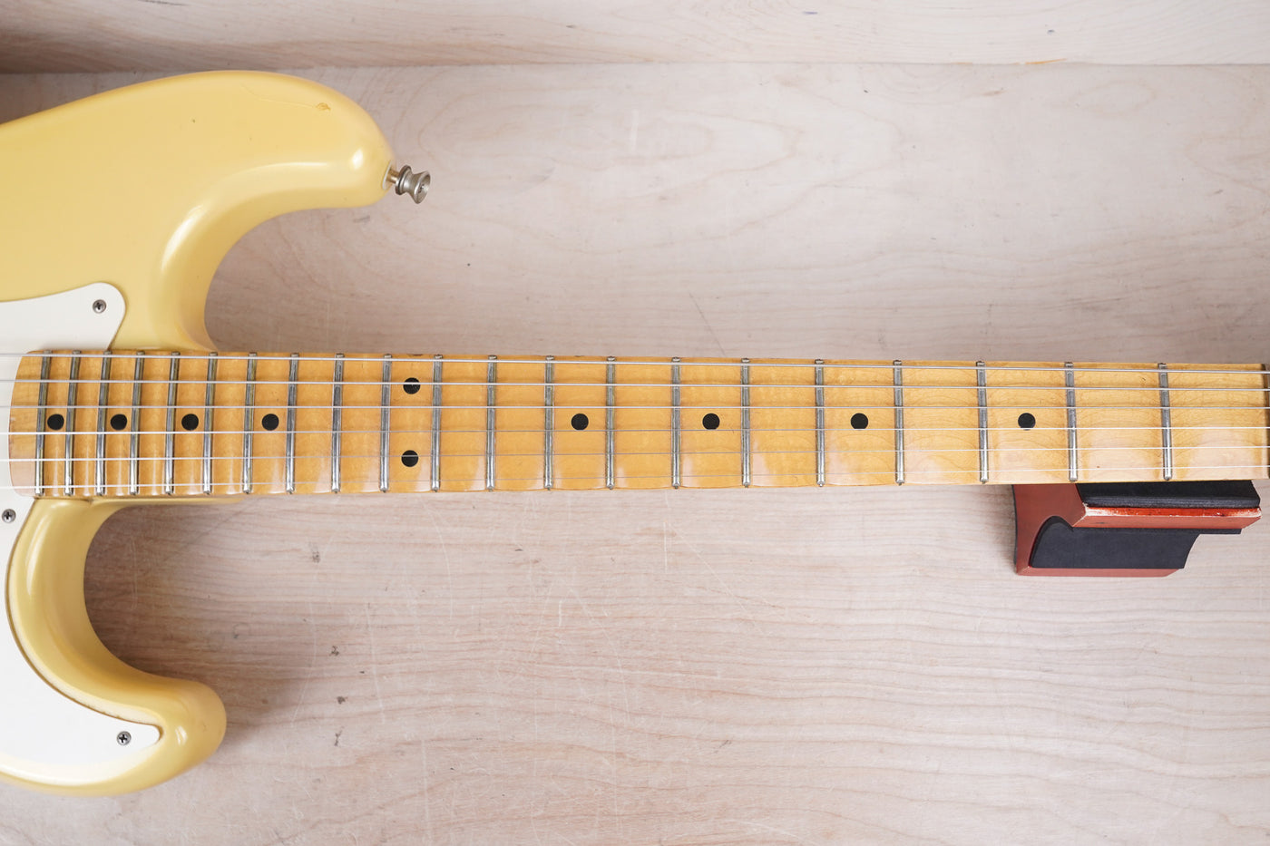 Fender Custom Edition ST57-140YM Yngwie Malmsteen Signature Stratocaster MIJ 1994 Pearl Yellow White Scalloped Japan Fujigen w/ OHSC