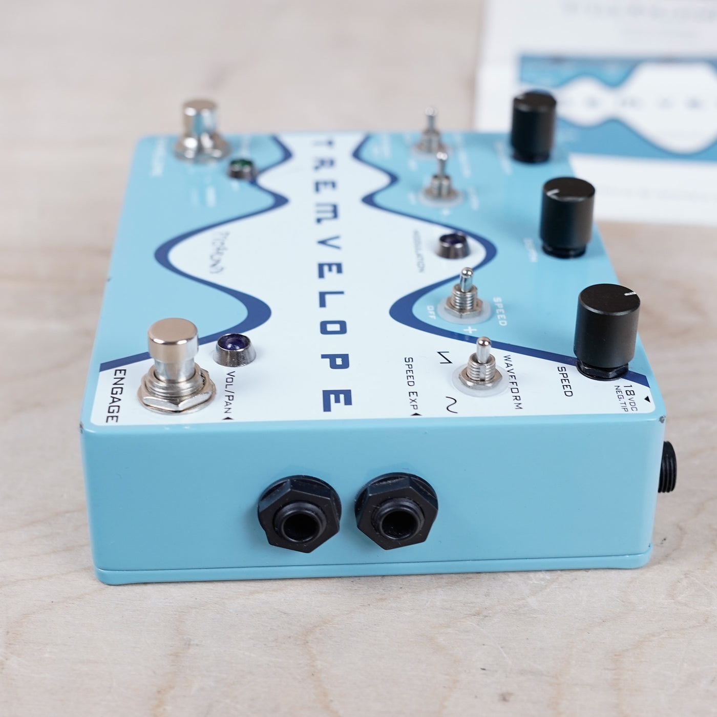 Pigtronix Tremvelope Envelope Modulated Tremolo