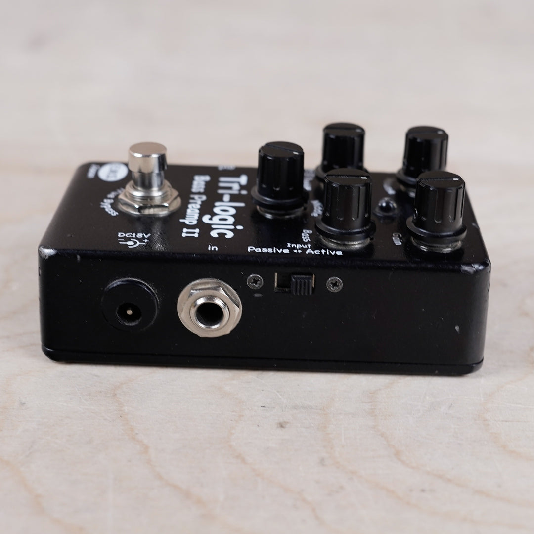 EWS Tri-Logic Bass Preamp II – A Flash Flood of Gear