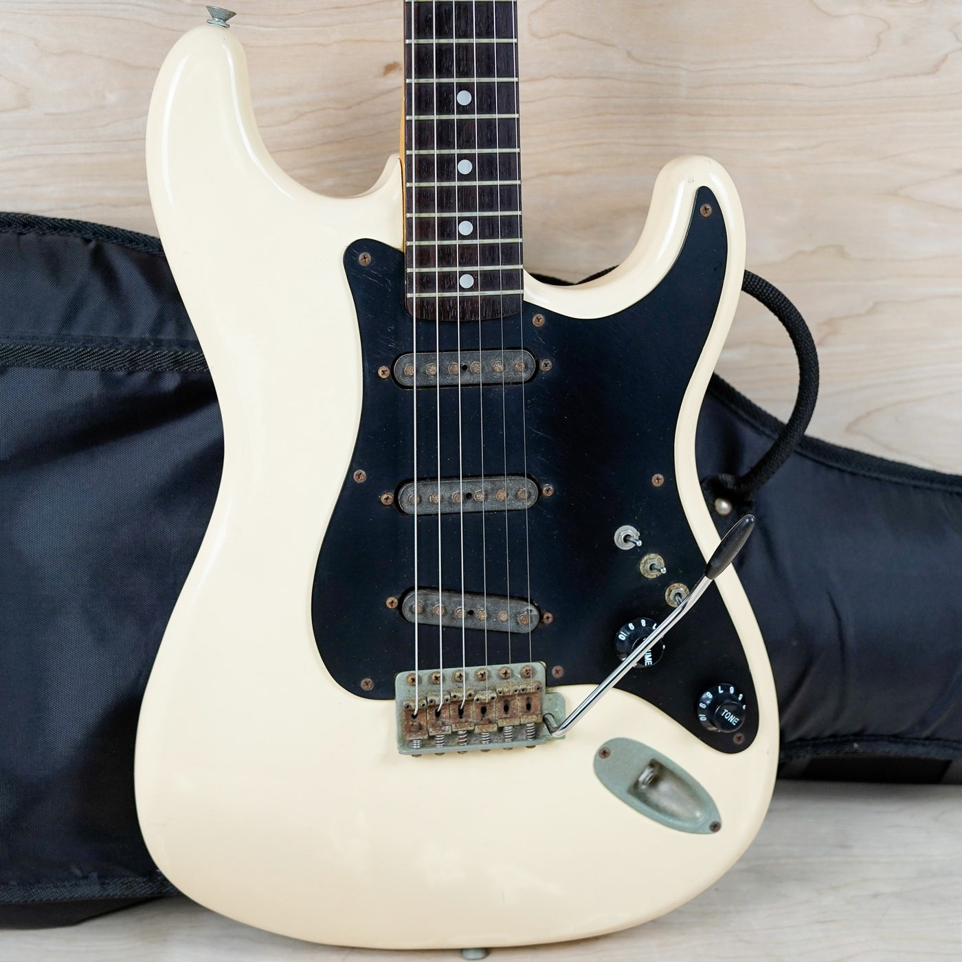 Greco Super Sound Brazen Picker Professional 1980 Vintage White w/ Bag