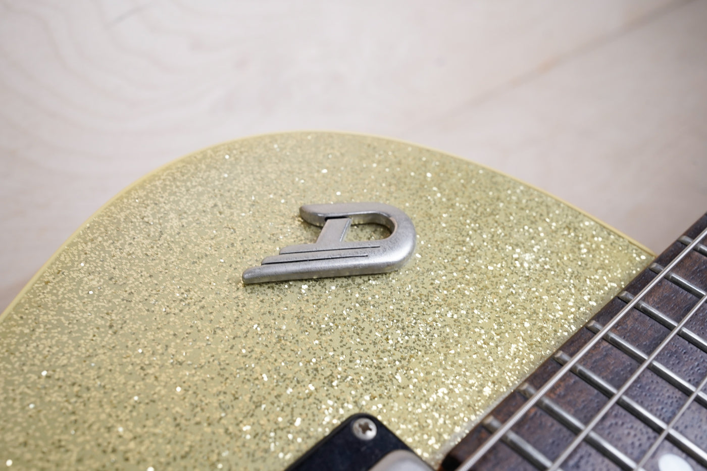 Duesenberg Starplayer Special Made In Germany 2005 Gold Sparkle w/ OHSC