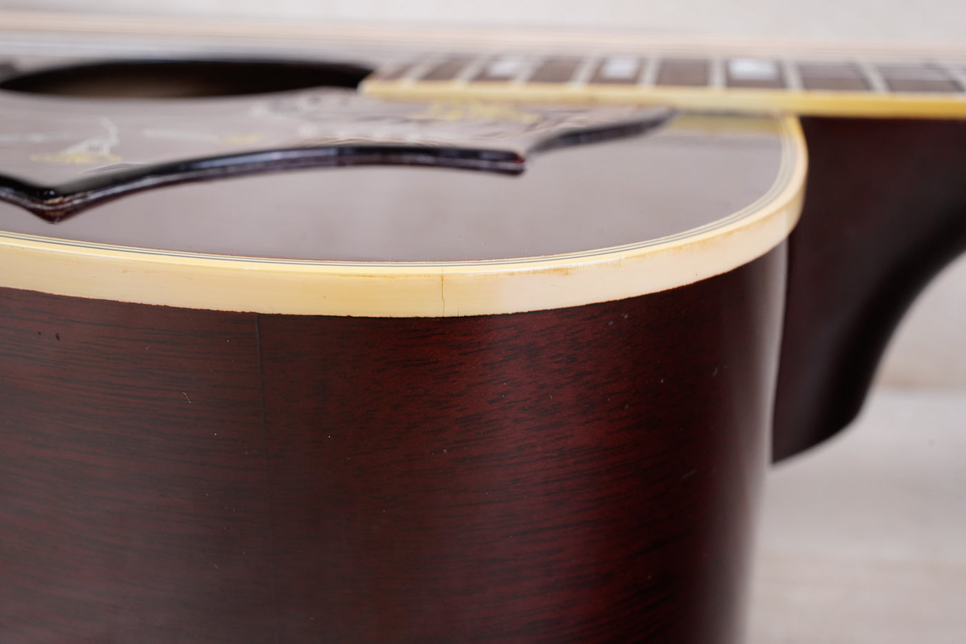 Gibson Hummingbird Custom 1977 Wine Red Vintage w/ OHSC