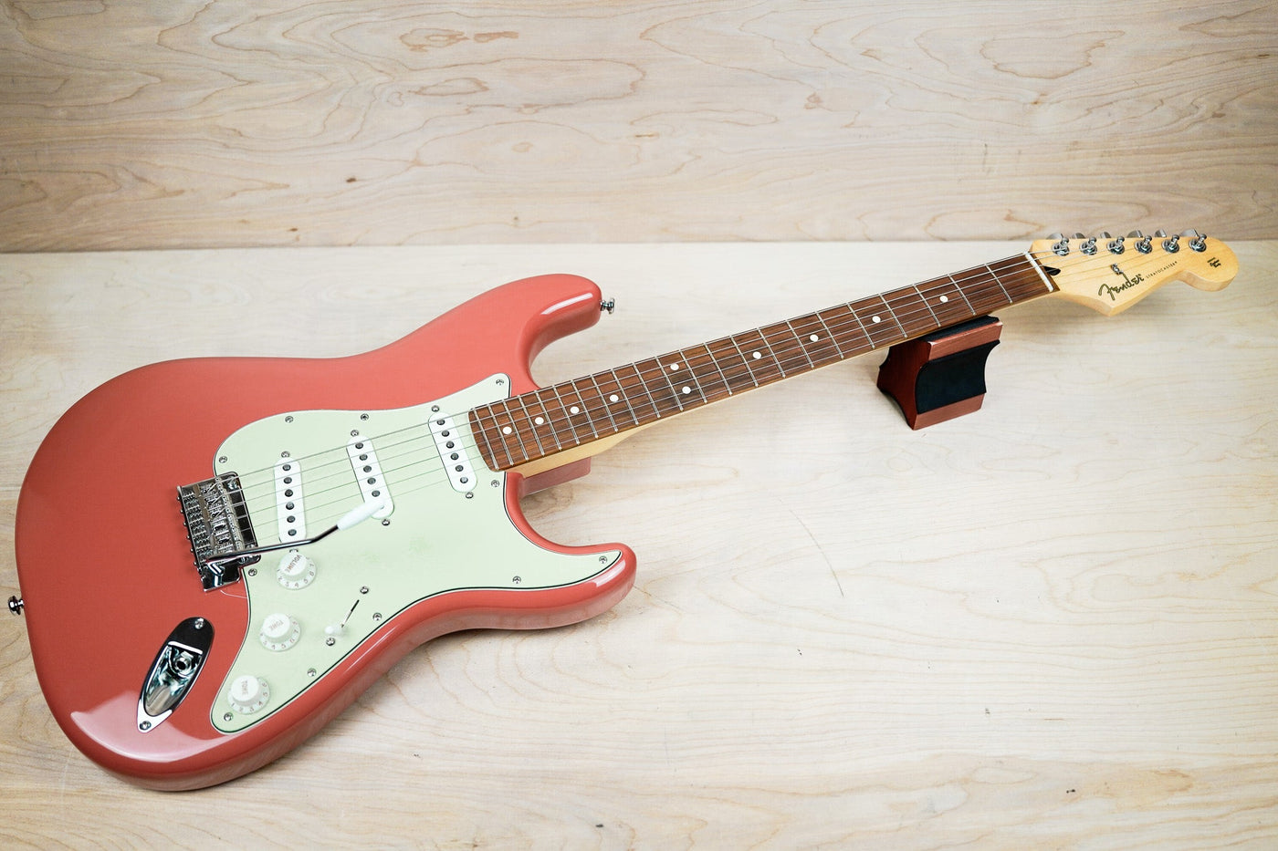 Fender Limited Edition Player Stratocaster MIM 2022 FSR Fiesta Red w/ Bag