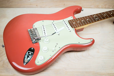 Fender Limited Edition Player Stratocaster MIM 2022 FSR Fiesta Red w/ Bag