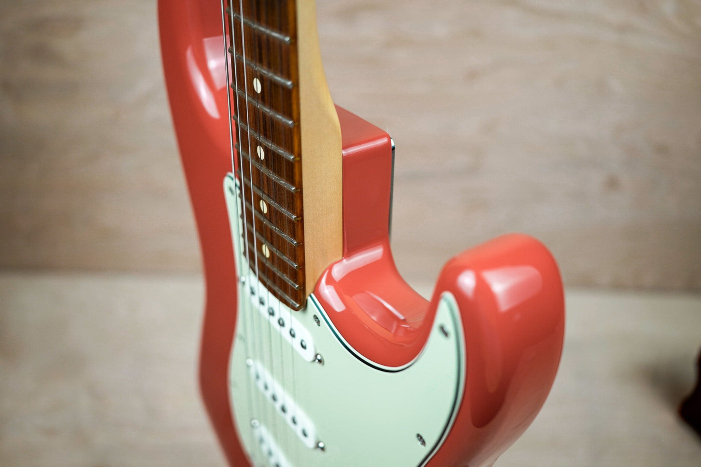 Fender Limited Edition Player Stratocaster MIM 2022 FSR Fiesta Red w/ Bag