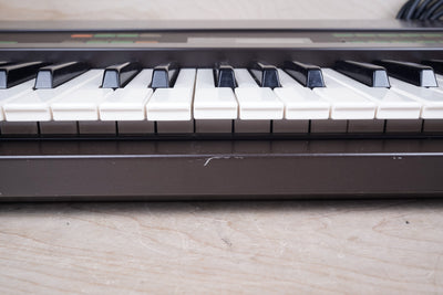 Yamaha DX7 Programmable Algorithm Synthesizer 1980s Brown Original Version Made in Japan MIJ