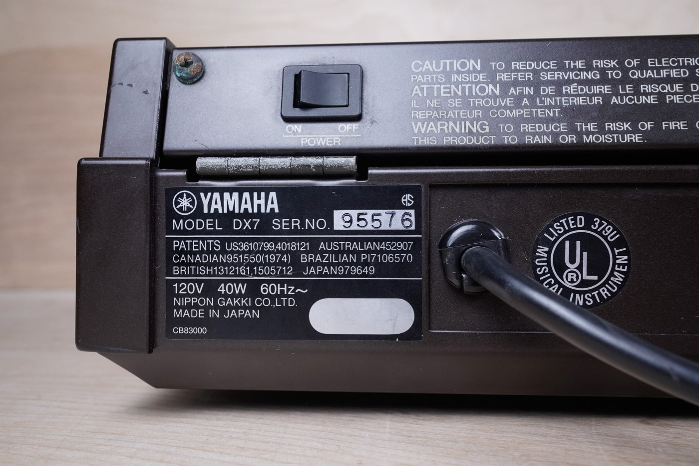 Yamaha DX7 Programmable Algorithm Synthesizer 1980s Brown Original Version Made in Japan MIJ