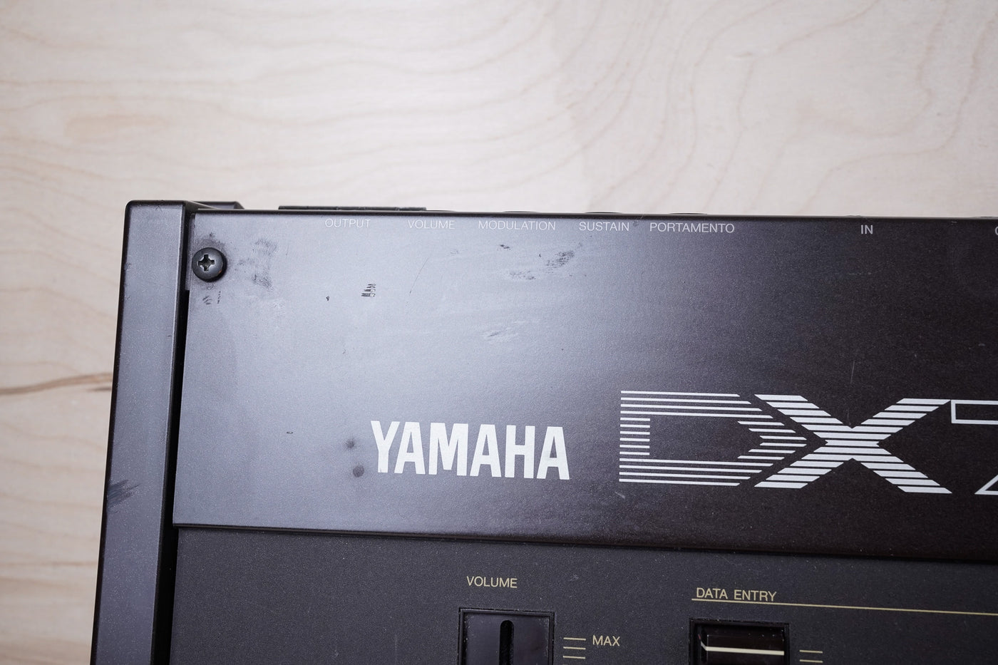 Yamaha DX7 Programmable Algorithm Synthesizer 1980s Brown Original Version Made in Japan MIJ