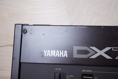 Yamaha DX7 Programmable Algorithm Synthesizer 1980s Brown Original Version Made in Japan MIJ