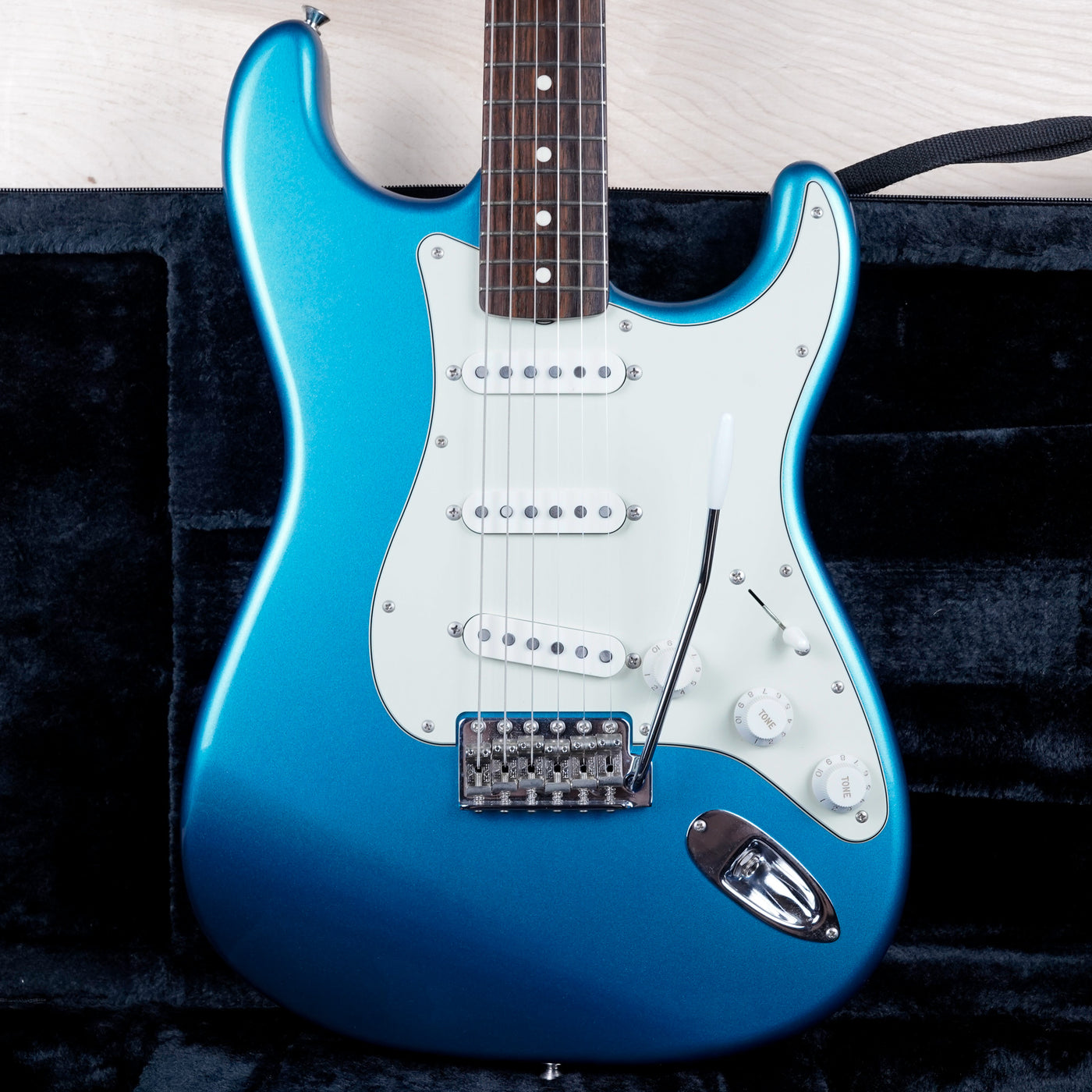 Fender Traditional II '60s Stratocaster MIJ 2020 Lake Placid Blue Japan w/ Case