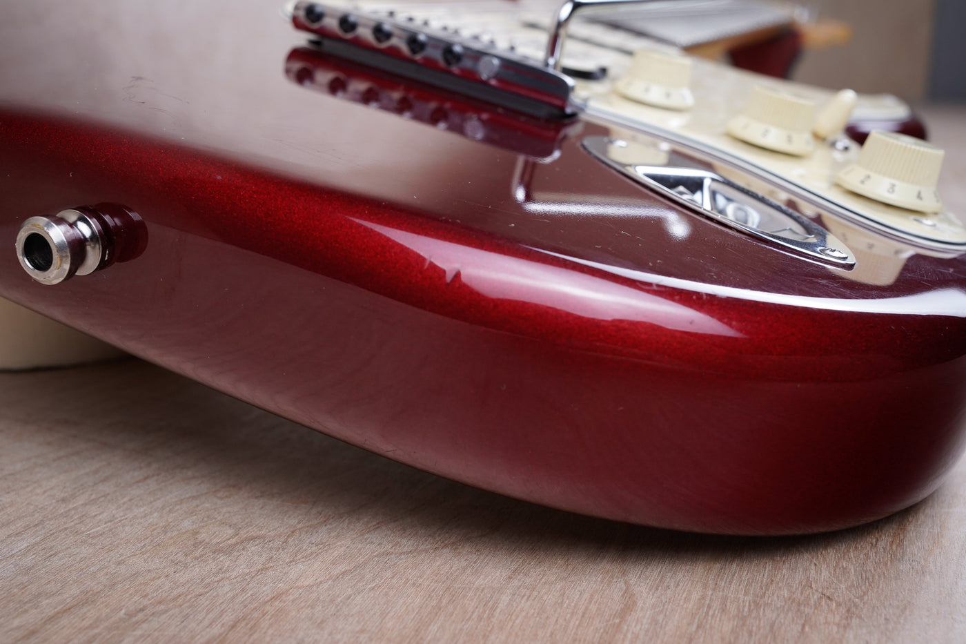 Fender Big Apple Stratocaster 1999 Candy Apple Red Seymour Duncan Pickups USA w/ Hard Case