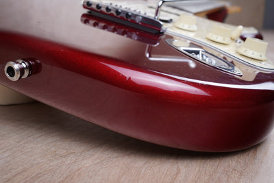 Fender Big Apple Stratocaster 1999 Candy Apple Red Seymour Duncan Pickups USA w/ Hard Case