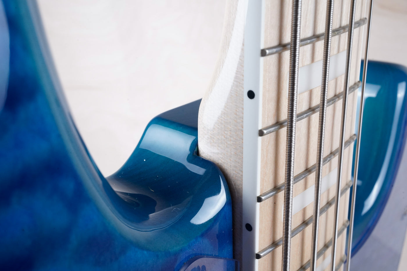 Fender FSR Traditional II '70s Jazz Bass MIJ 2021 Caribbean Blue Japan w/ Bag, Paperwork