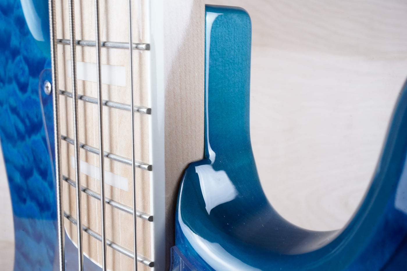 Fender FSR Traditional II '70s Jazz Bass MIJ 2021 Caribbean Blue Japan w/ Bag, Paperwork