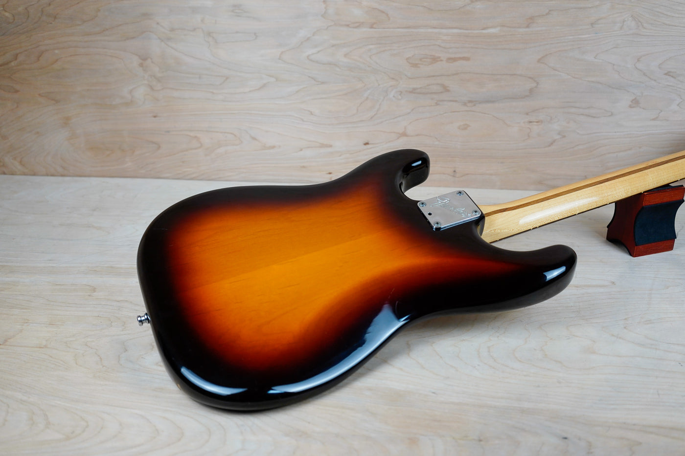 Fender Standard Stratocaster 1983 Dan Smith Era with Free Flyte Tremolo Sunburst USA Rosewood Fretboard w/ Hard Case