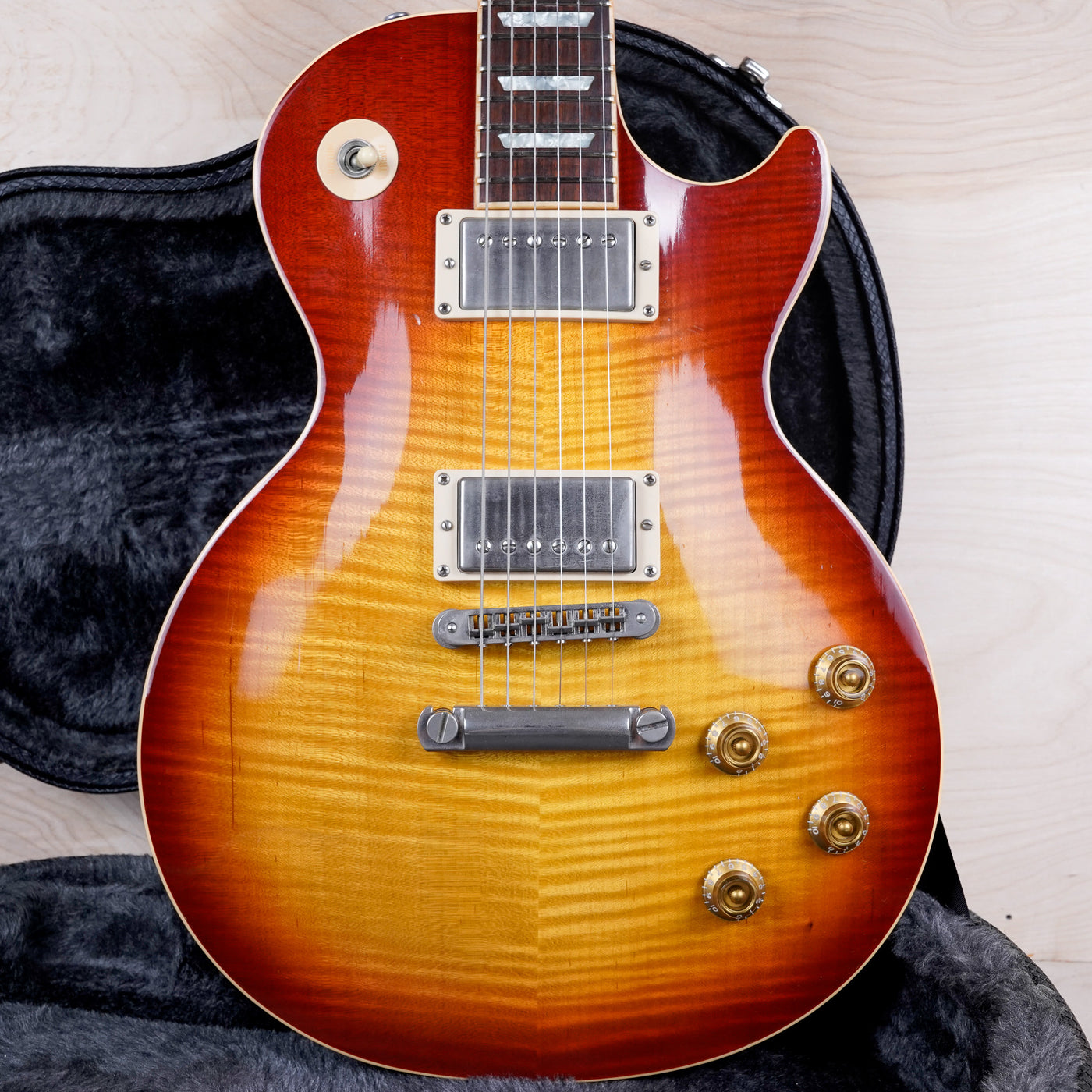 Gibson Les Paul Premium Plus 2004 Heritage Cherry Sunburst AAA Top Yamano w/ OHSC