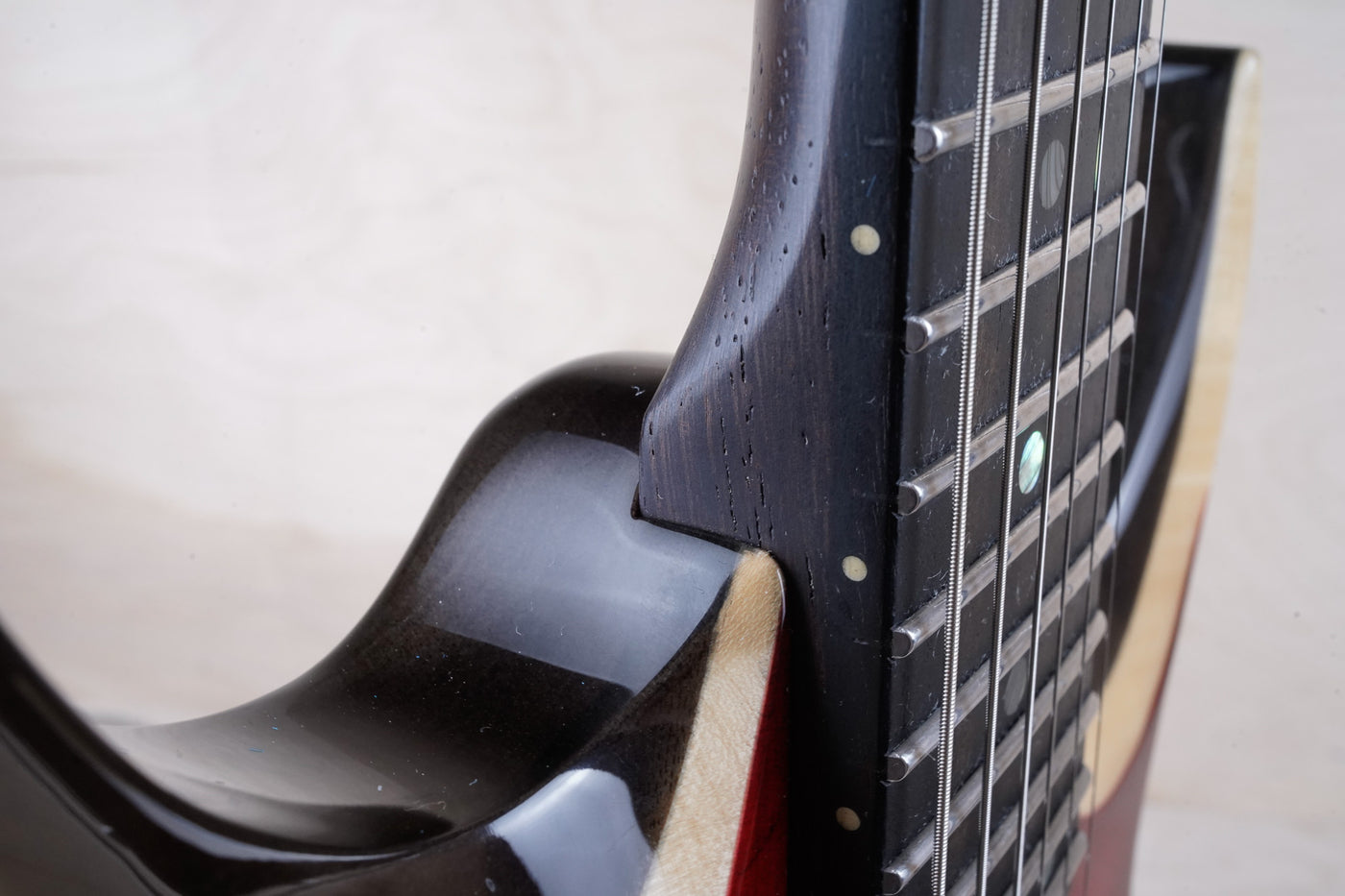 Cort X700 Duality II 2022 Lava Burst w/ Bag