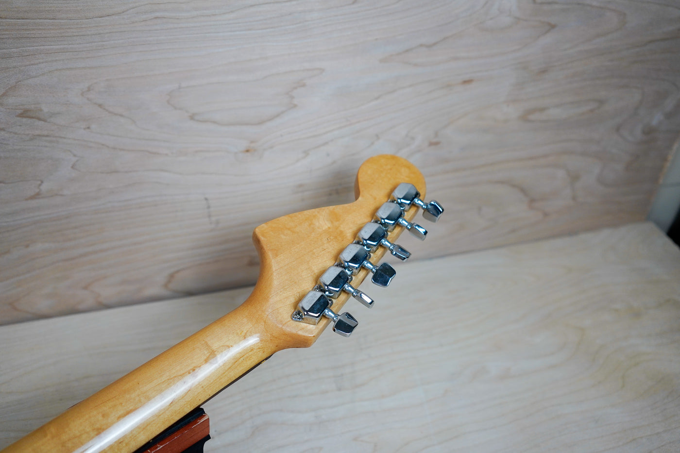 Suzuki Thunder Super Sound Brazen Picker Professional Series MIJ Mustang 1970's Black Made in Japan w/ Hard Case