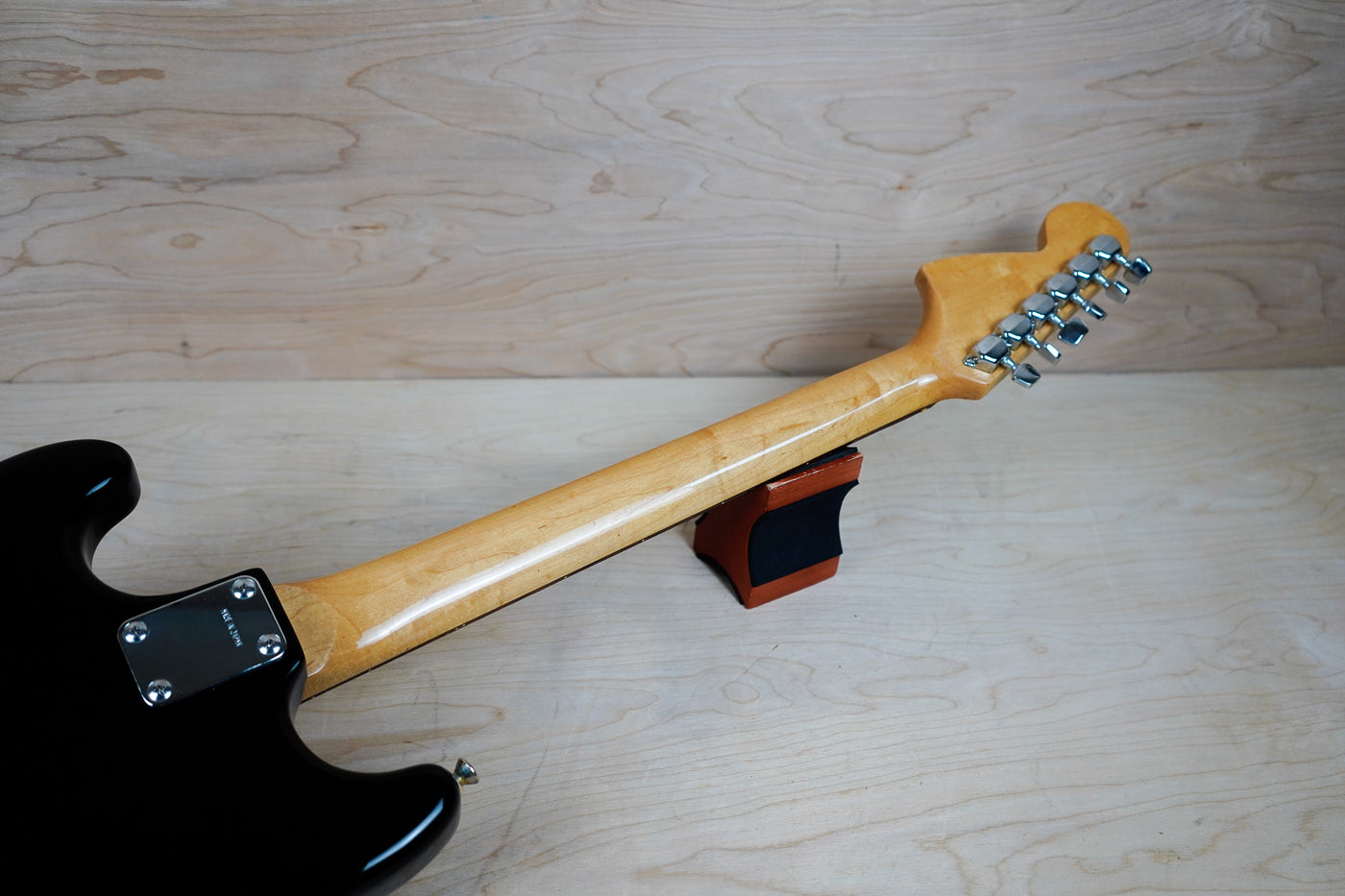 Suzuki Thunder Super Sound Brazen Picker Professional Series MIJ Mustang 1970's Black Made in Japan w/ Hard Case