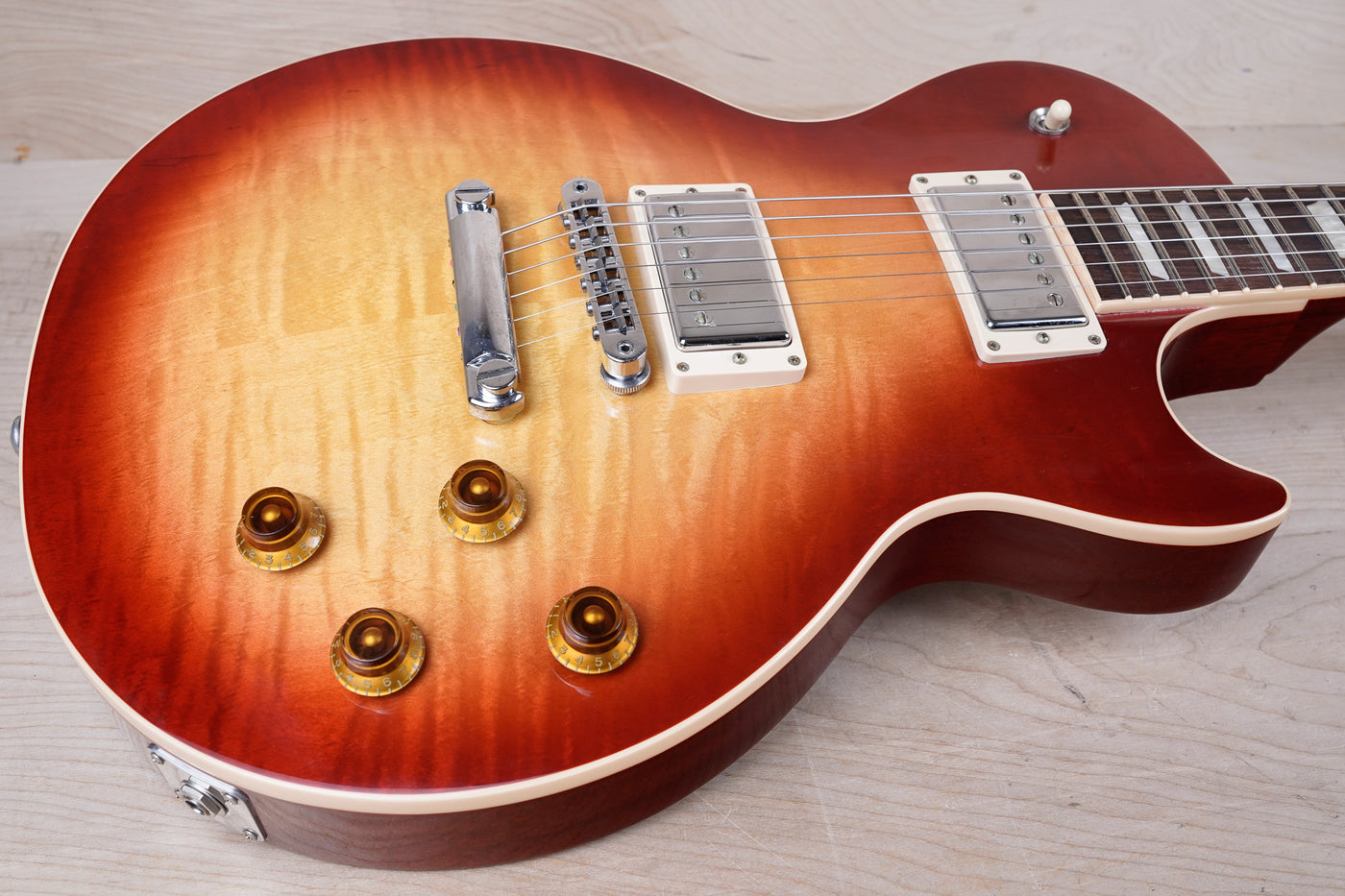 Gibson Les Paul Standard T 2017 Heritage Cherry Sunburst w/ OHSC