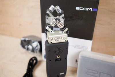 Zoom H5 Handy Recorder in Box w/ Case