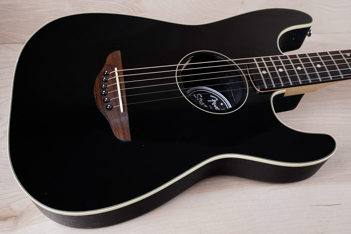 Fender Standard Stratacoustic 2003 Black w/ Bag