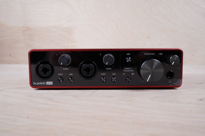 Focusrite Scarlett 2i2 3rd Gen USB Audio Interface 2021 in Box