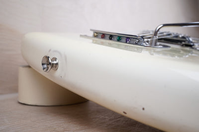 Fender American Vintage '62 Jaguar 2011 Olympic White Reissue w/ Hard Case