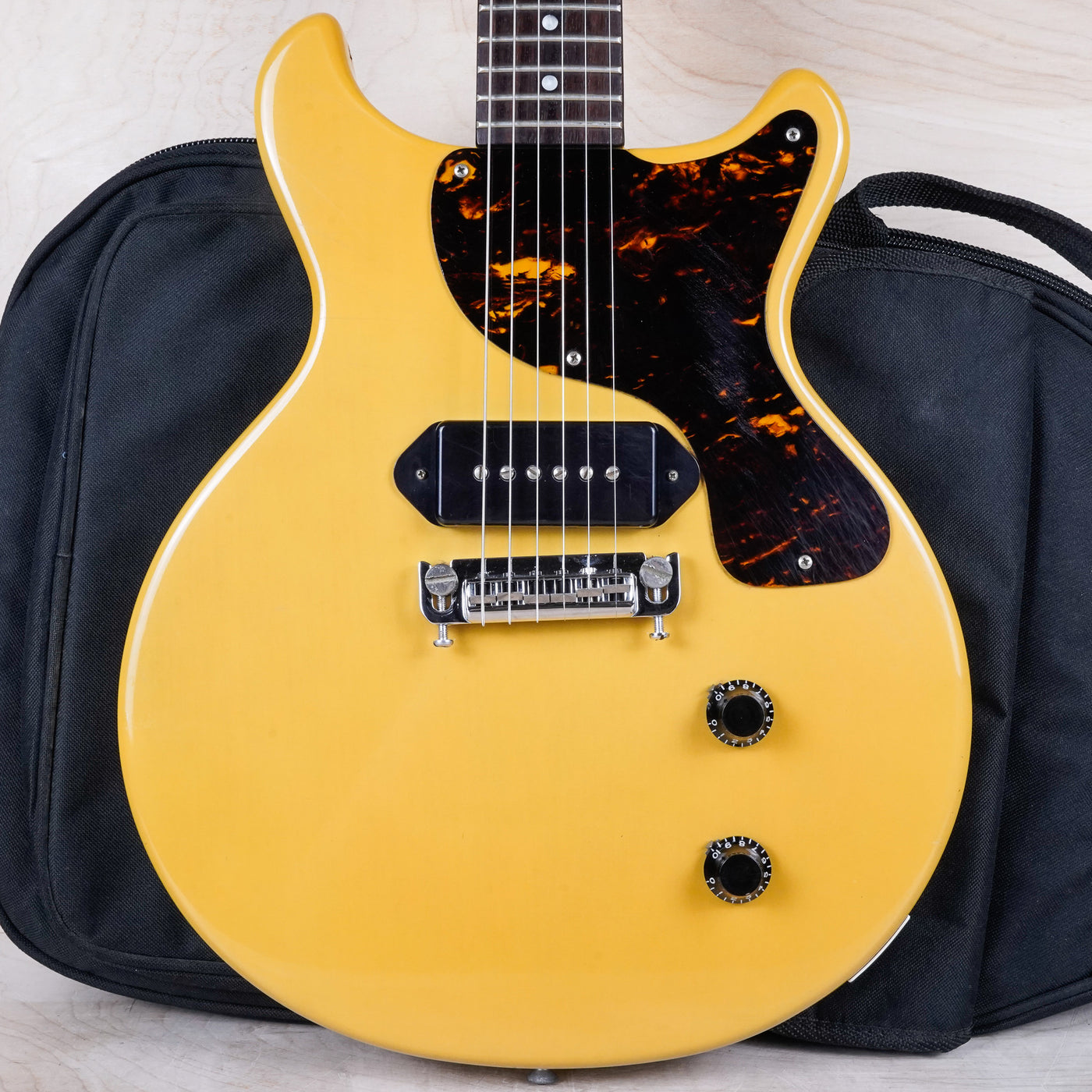 Burny Super Grade RTV-80-58 MIJ 1982 TV Yellow Vintage Japan Junior Double Cutaway Jr DC w/ Bag