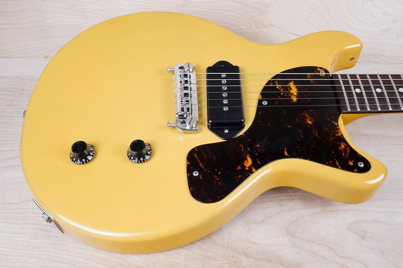 Burny Super Grade RTV-80-58 MIJ 1982 TV Yellow Vintage Japan Junior Double Cutaway Jr DC w/ Bag