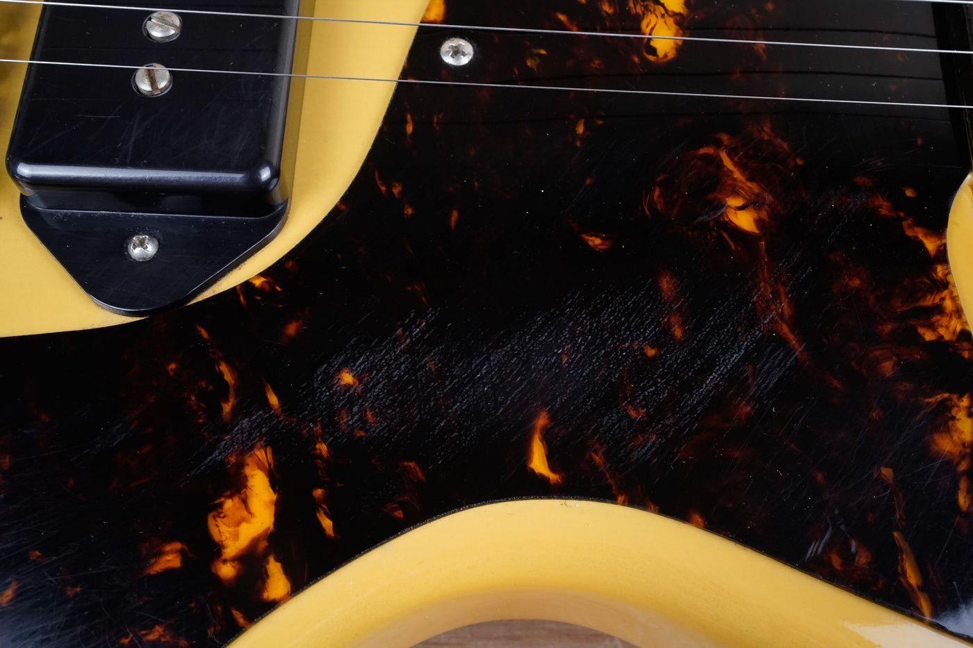 Burny Super Grade RTV-80-58 MIJ 1982 TV Yellow Vintage Japan Junior Double Cutaway Jr DC w/ Bag