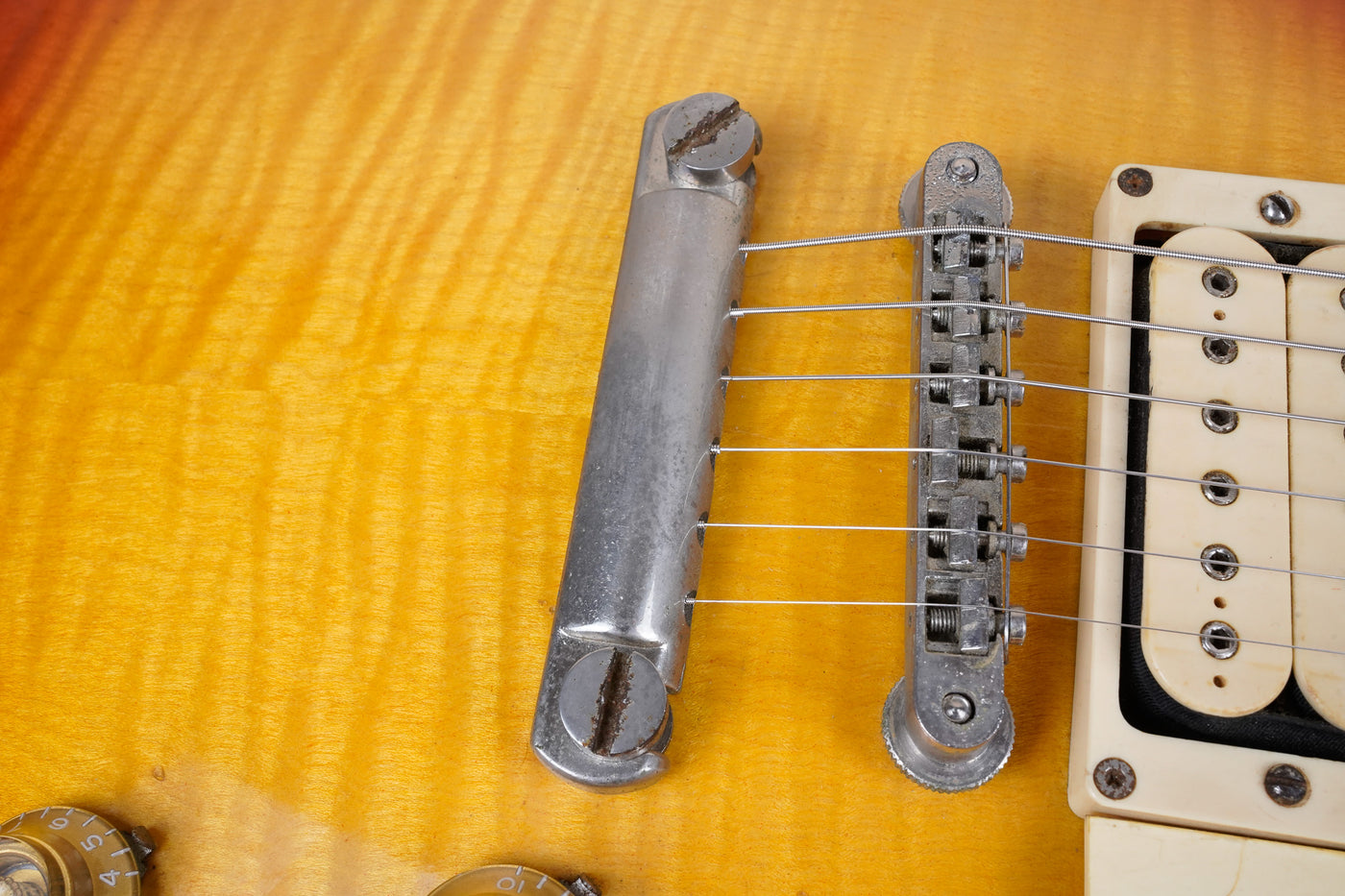 Greco Super Real EGF1000 MIJ 1980 Cherry Sunburst Lacquer Finish Vintage DiMarzio Pickups w/ Hard Case