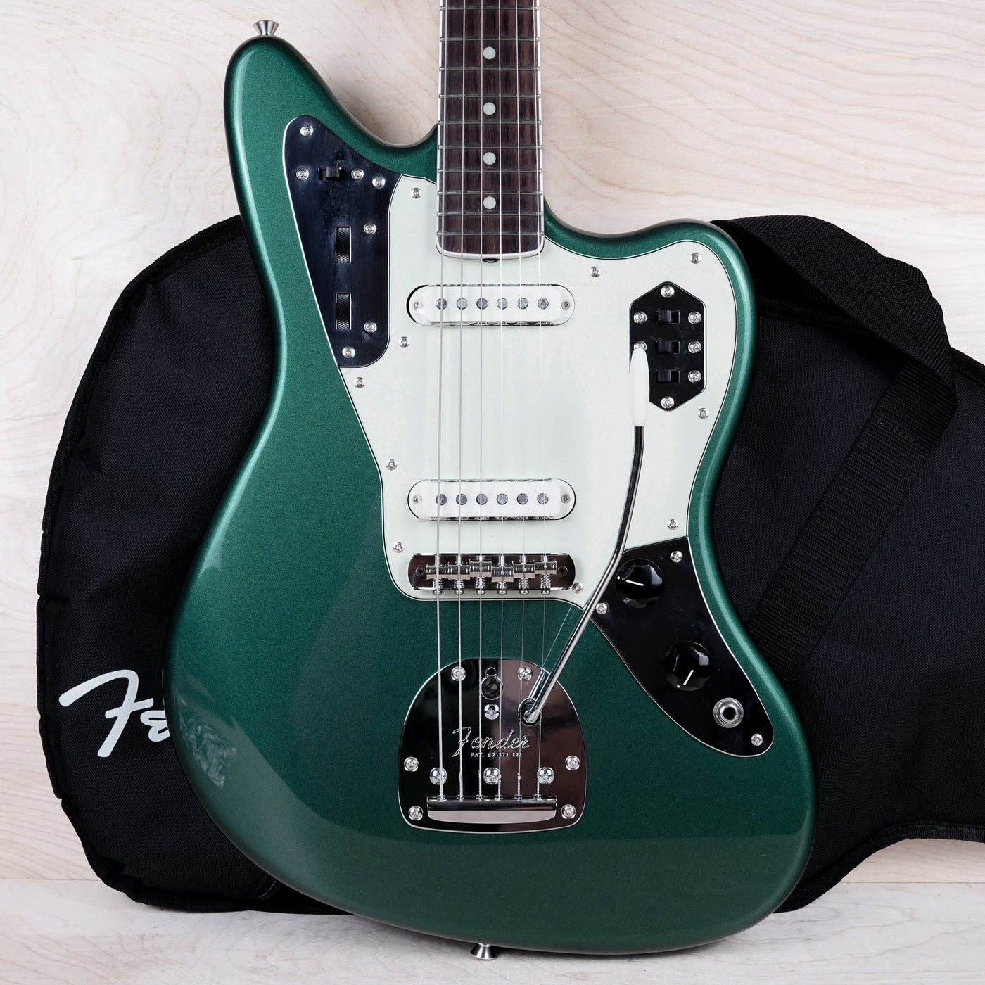 Fender FSR Traditional II '60s Jaguar MIJ 2025 Sherwood Green Metallic USA Pure Vintage Pickups Japan Exclusive w/ Bag