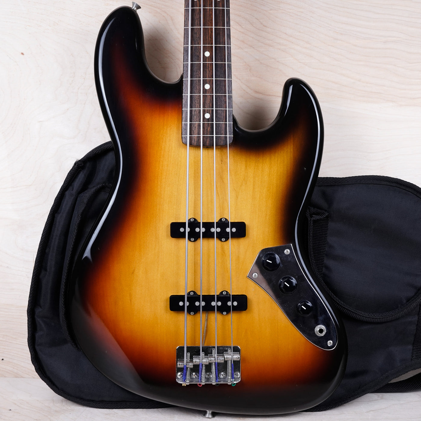 Fender JB62FL Order Made Fretless Jazz Bass Reissue MIJ 1993 Sunburst  Lacquer FInish Japan Fujigen w/ Bag