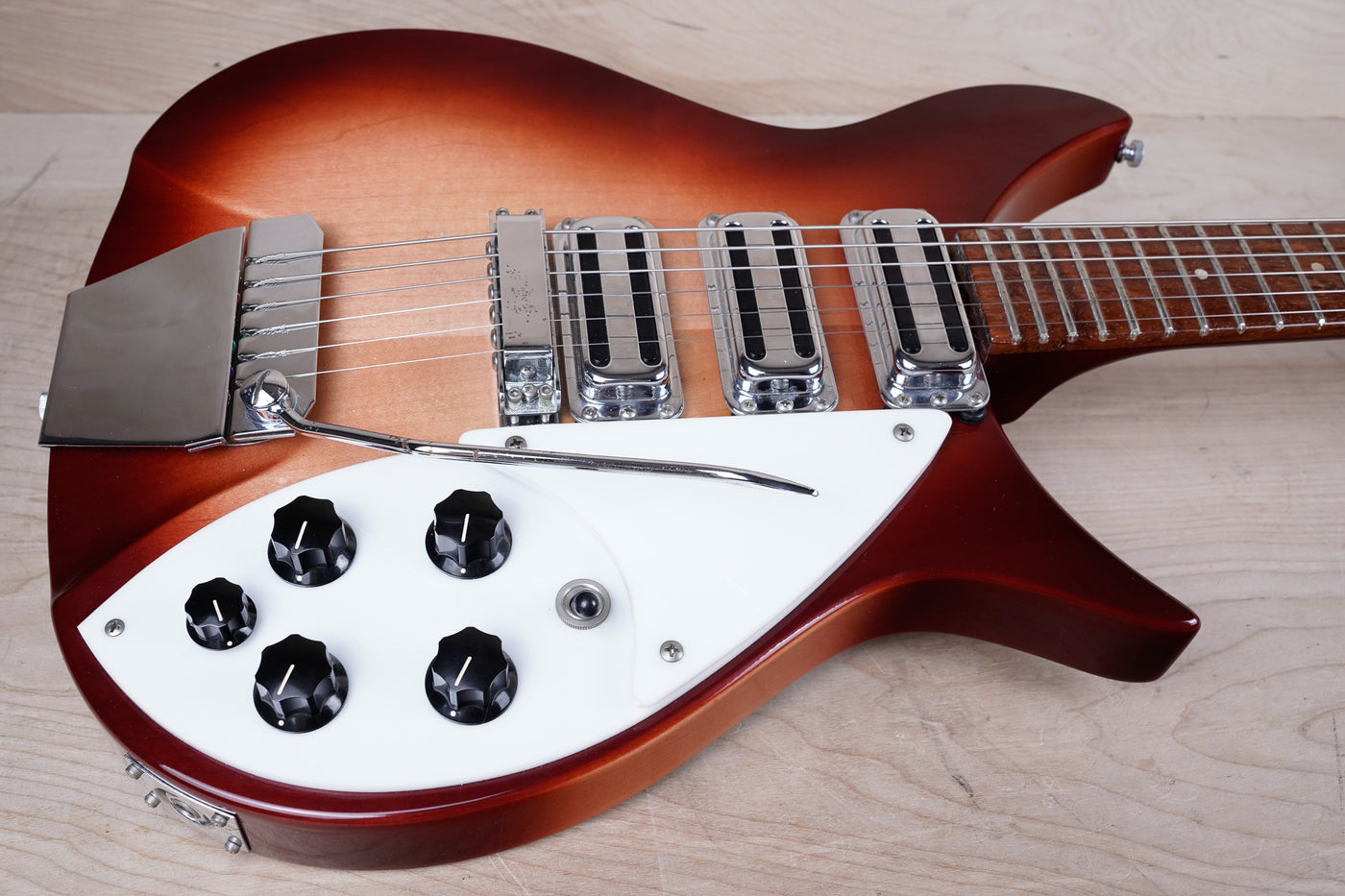 Rickenbacker 325-V63 1996 Fireglo w/ OHSC