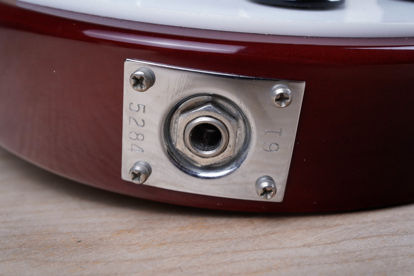 Rickenbacker 325-V63 1996 Fireglo w/ OHSC