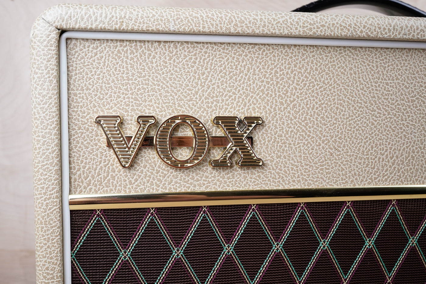 Vox AC10C1 Classic 10-Watt 1x10" Guitar Combo Tube Amp Cream Bronco