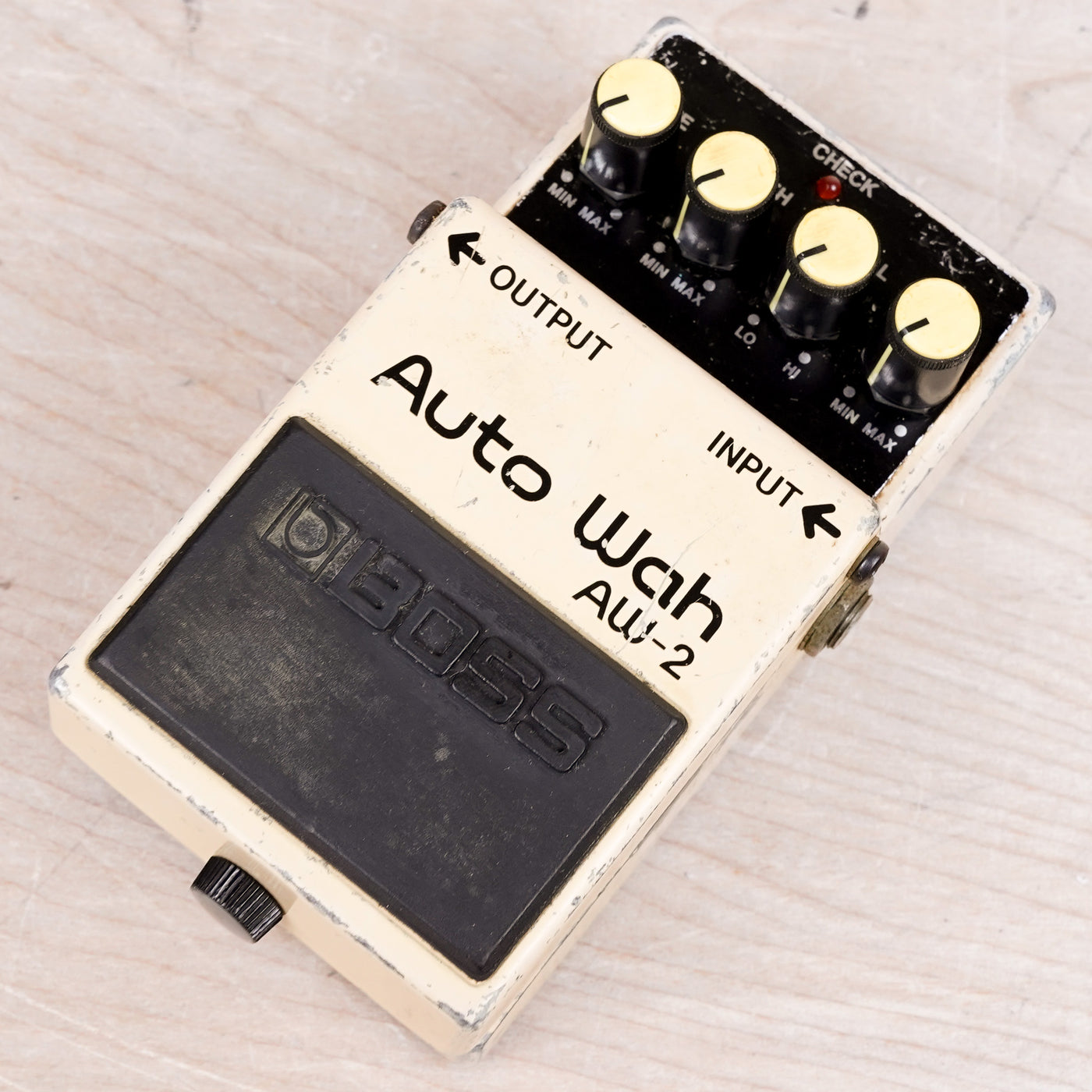 Boss AW-2 Auto Wah (Silver Label) 1995 Yellow MIT
