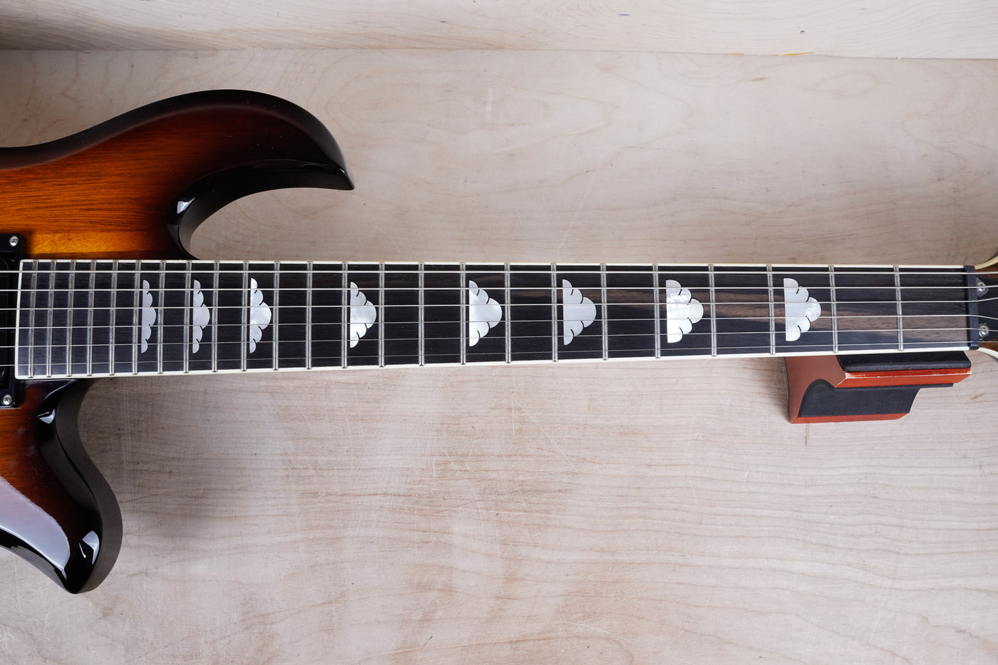 BC Rich Neil Geraldo Signature Eagle 2011 Sunburst w/ OHSC