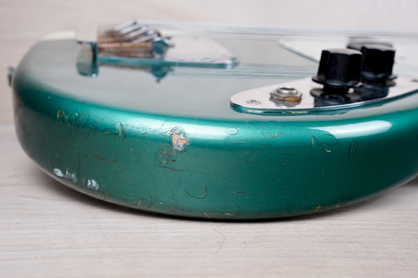 Fender MB-SD/CO Competition Mustang Bass Reissue CIJ 1997 Ocean Turquoise Metallic Japan w/ Bag
