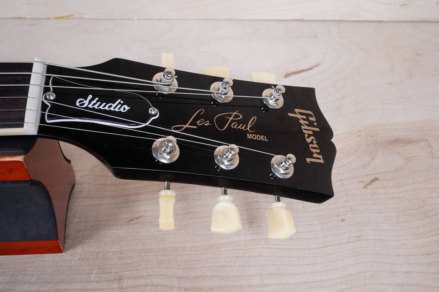 Gibson Les Paul Studio 2024 Dark Purple Burst w/ Original Soft Case