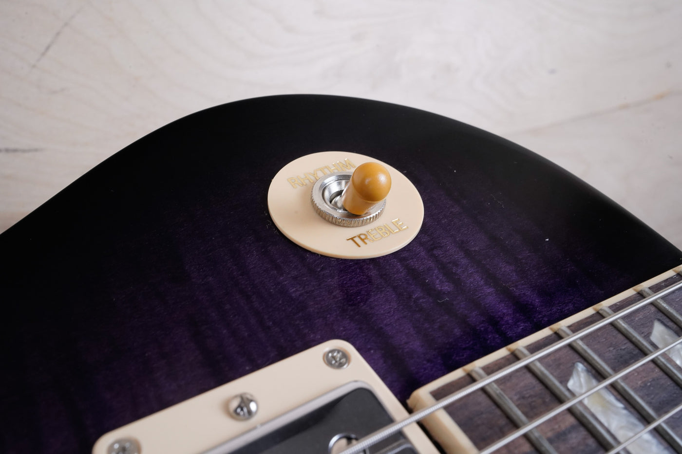 Gibson Les Paul Studio 2024 Dark Purple Burst w/ Original Soft Case