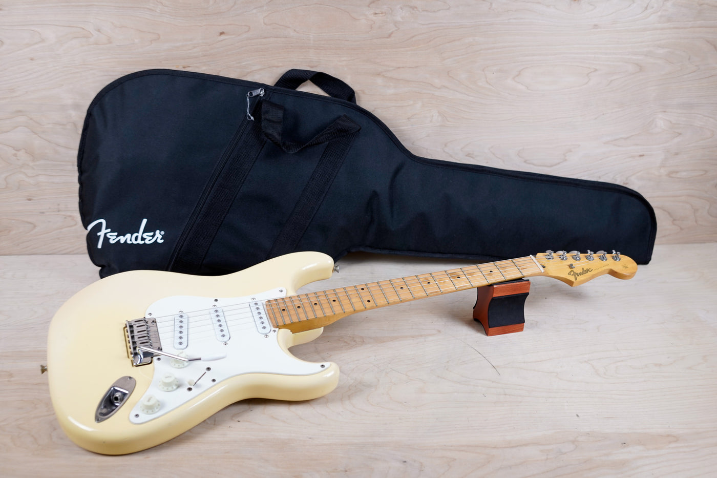 Fender STM-75DM MIJ 1988 Vintage White Medium Scale Stratocaster Made in Japan w/ Bag
