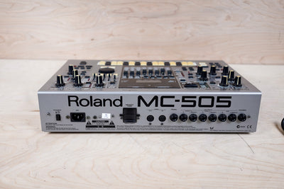 Roland MC-505 Groovebox Drum Machine Sequencer