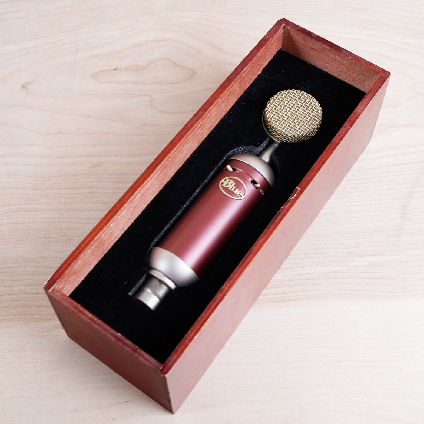 Blue Spark SL Red Condenser Microphone in Wood Box