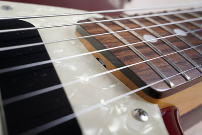 Fender MG73-CO MH Competition Mustang Reissue CIJ 2004 Old Candy Apple Red Matching Headsttock w/ Bag